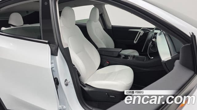 Tesla модель Y, 2024 10