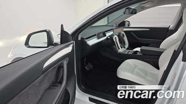 Tesla модель Y, 2024 11