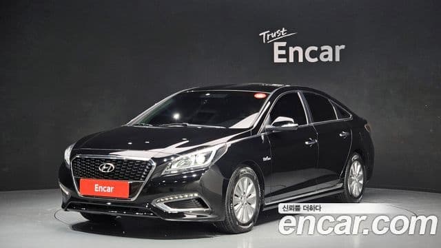 Hyundai LF Sonata гибрид Smart, 2016 1