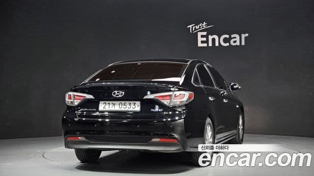 Hyundai LF Sonata гибрид Smart, 2016 4