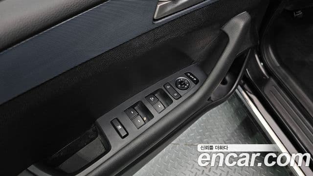 Hyundai LF Sonata гибрид Smart, 2016 15