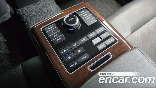 Hyundai Equus(новый кузов / новое поколение) Exclusive, 2014 18