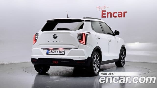 KG모빌리티(SsangYong) Berry New Tivoli V3, 2022 2