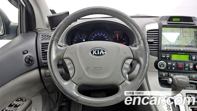 Kia Carnival R Premium, 2013 12