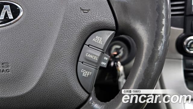 Kia Carnival R Premium, 2013 18