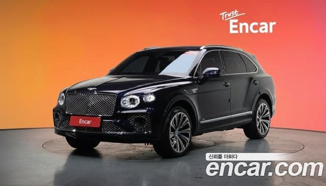 Bentley Bentayga 4.0 V8, 2022 1