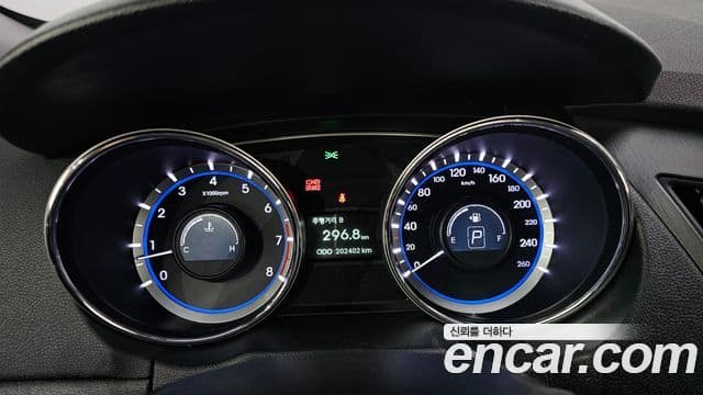 Hyundai YF Sonata LPI top, 2012 8