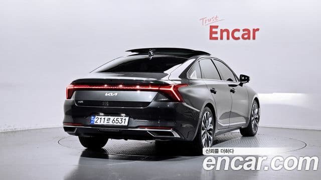 Kia K8 Signature, 2023 2