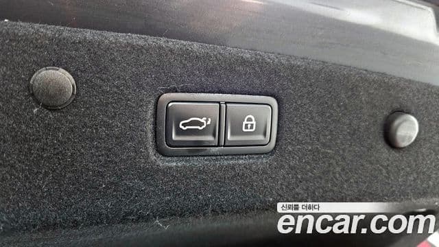 Kia K8 Signature, 2023 18