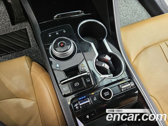 Kia K5 гибрид 3세대 Prestige, 2023 13