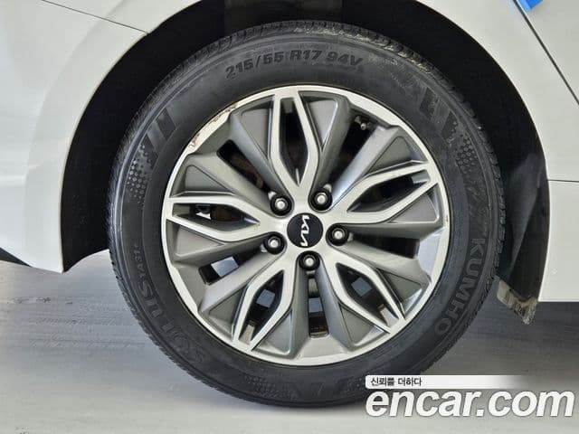 Kia K5 гибрид 3세대 Prestige, 2023 15