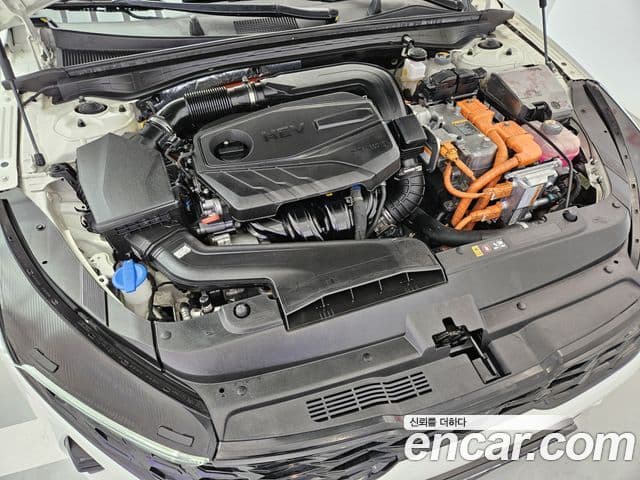 Kia K5 гибрид 3세대 Prestige, 2023 20