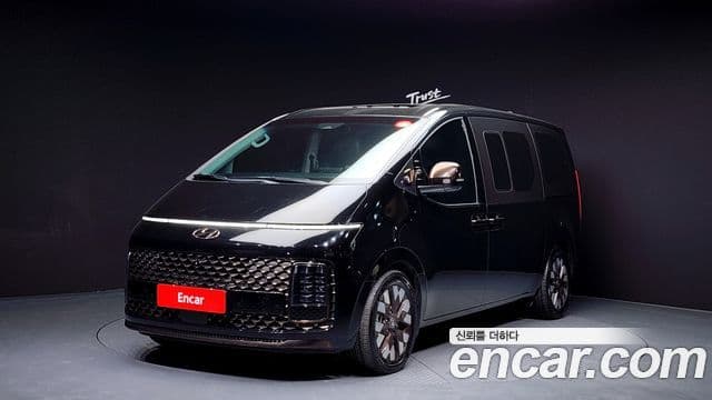 Hyundai Staria Inspiration, 2022 1