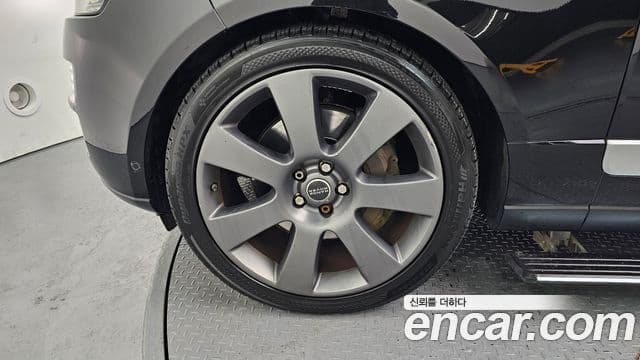 Land Rover Range Rover 4세대 4.4 SDV8 Vogue SE дизель, 2014 все фото