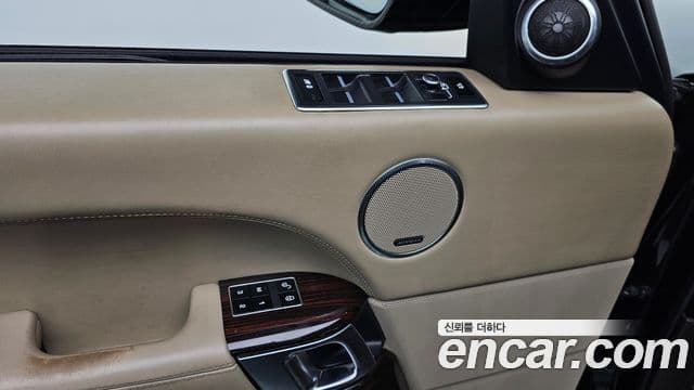 Land Rover Range Rover 4세대 4.4 SDV8 Vogue SE дизель, 2014 18