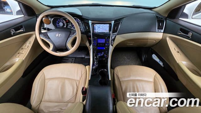 Hyundai YF Sonata экспортная версия, 2011 7