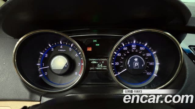 Hyundai YF Sonata экспортная версия, 2011 8