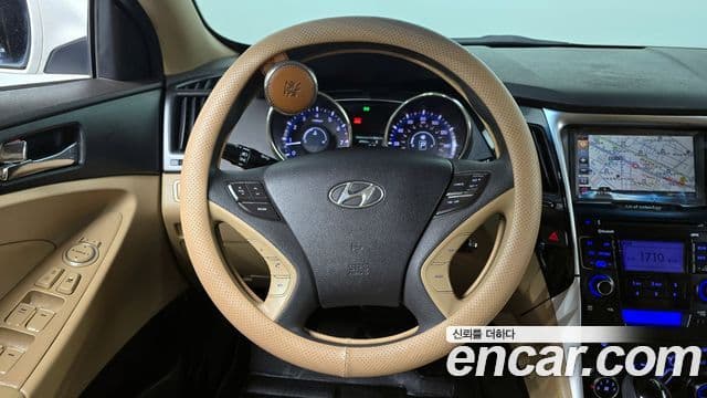 Hyundai YF Sonata экспортная версия, 2011 13