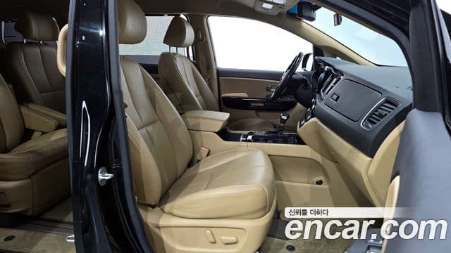 Kia All New Carnival President, 2017 10
