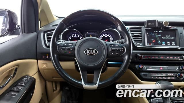 Kia All New Carnival President, 2017 13