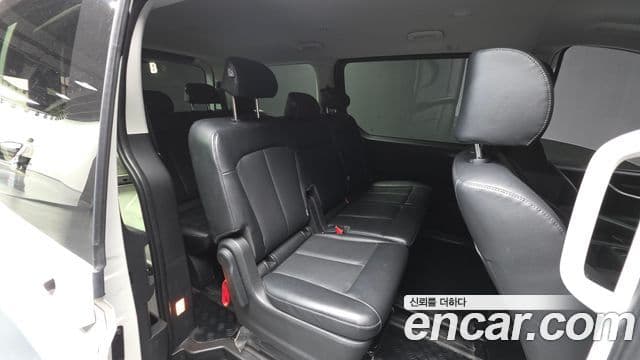 Hyundai Staria Modern, 2023 12