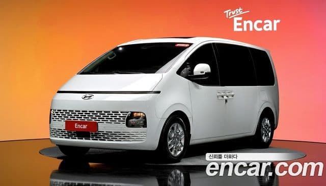 Hyundai Staria Modern, 2023 1