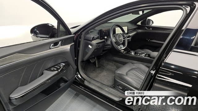 Kia The / новый New K5 3세대 Signature, 2025 10