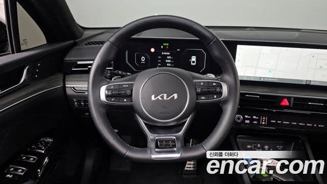 Kia The / новый New K5 3세대 Signature, 2025 13
