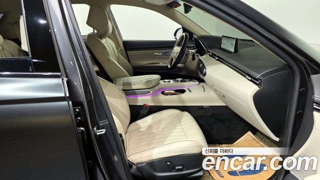 Genesis GV70, 2023 11