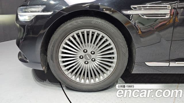 Genesis G90 Luxury, 2021 все фото