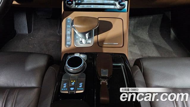 Genesis G90 Luxury, 2021 9