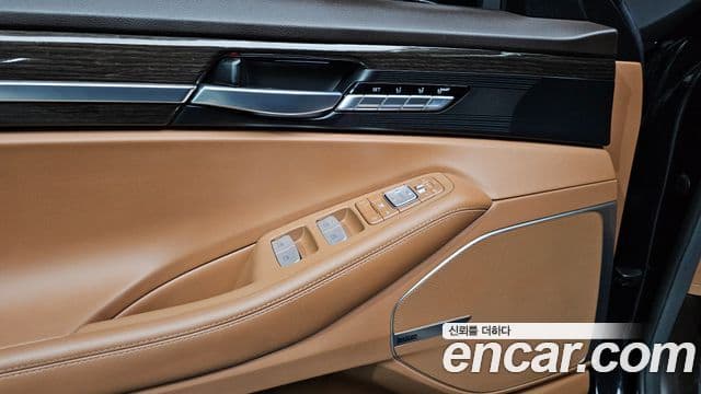 Genesis G90 Luxury, 2021 17