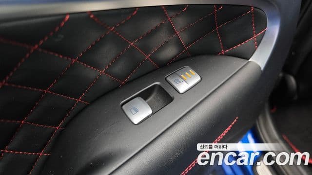 Genesis G70 Supreme, 2018 18