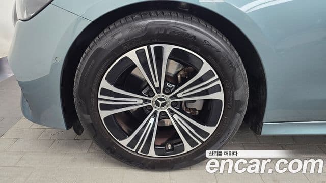 Mercedes-Benz E-класс W214 Avantgarde, 2024 все фото