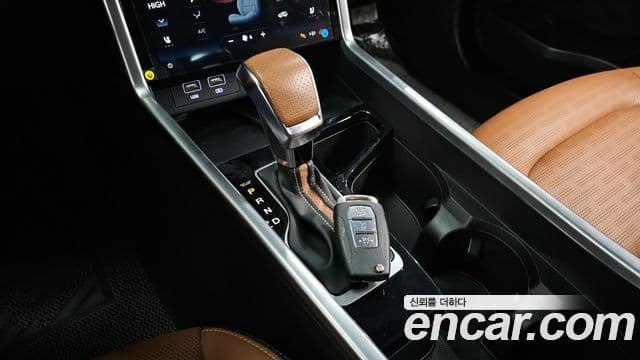 KG모빌리티(SsangYong) Torres T7, 2023 9