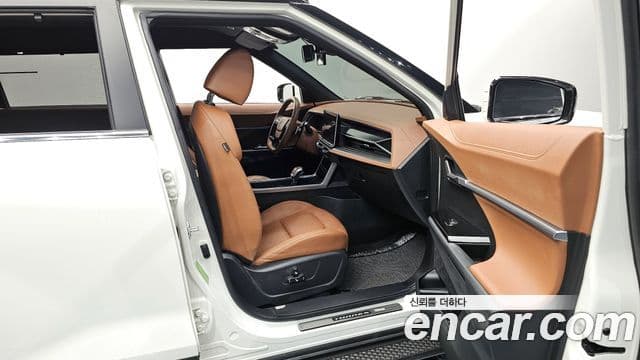 KG모빌리티(SsangYong) Torres T7, 2023 11