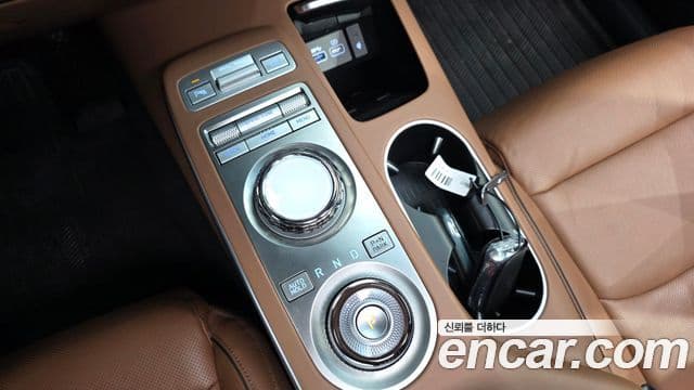 Genesis GV70, 2023 9