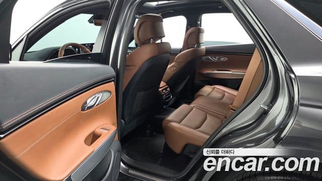 Genesis GV70, 2023 12