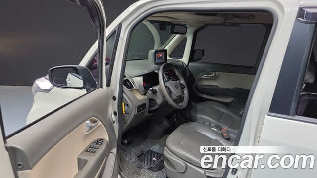 Kia Ray Luxury, 2012 10