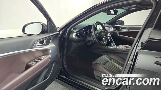 Genesis The / новый New G70, 2021 10