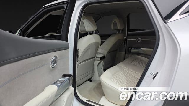 Genesis GV60 Standard, 2023 17