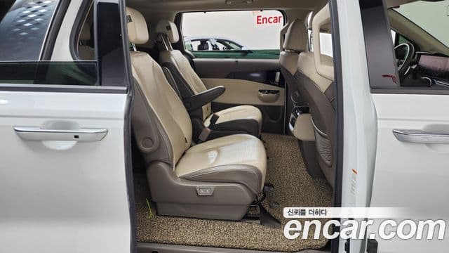 Kia Carnival 4세대 Signature, 2021 12