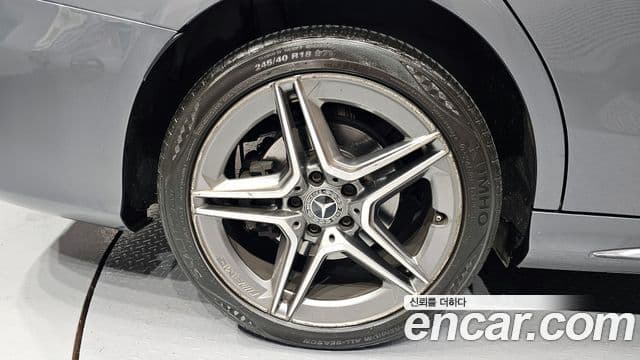 Mercedes-Benz C-класс W205 AMG Line, 2021 все фото