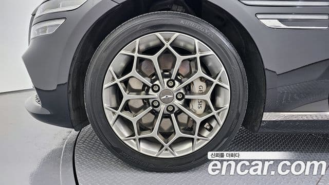 Genesis G80 (RG3) бензин 2.5 турбо 2WD, 2022 все фото