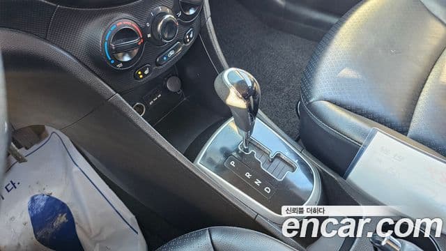 Hyundai Accent(новый кузов / новое поколение) Premier, 2012 9