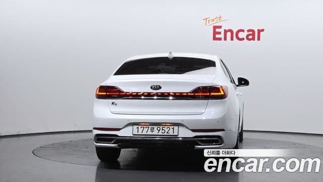Kia K7 Premier 2.5 GDI X Edition, 2021 4