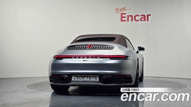Porsche 911 (992) Carrera кабриолет, 2020 4