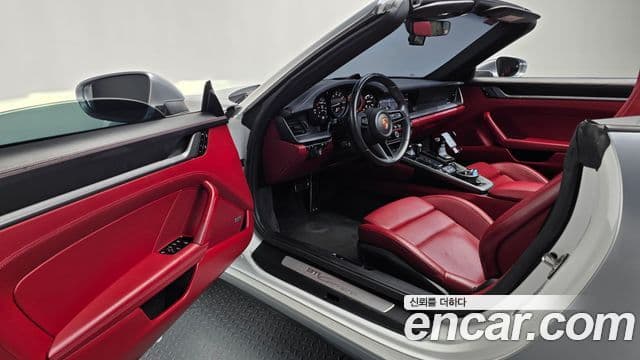 Porsche 911 (992) Carrera кабриолет, 2020 10