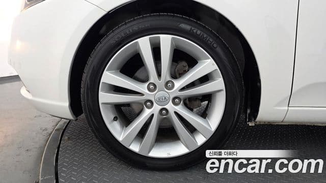 Kia Forte хэтчбек 빌트인캠2 — базовая версия - Built-in Cam 2, 2011 все фото