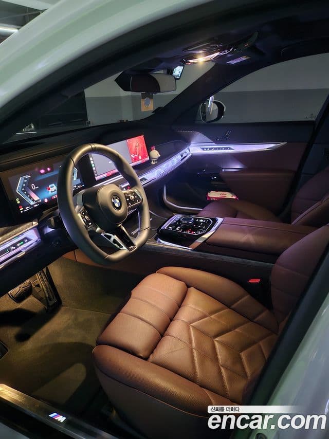 BMW 7시리즈 (G70) 740i xDrive M Sport, 2024 8